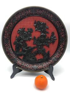 Chinese carved cinnabar and black lacquer plate 