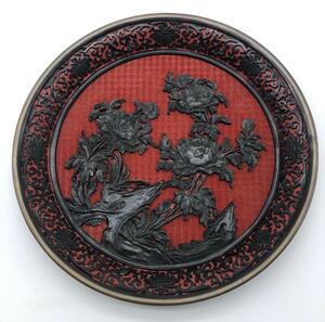 Chinese carved cinnabar and black lacquer plate 