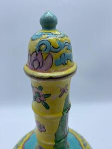 Antique Chinese porcelain Straits vase 