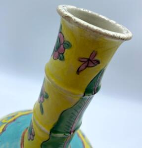 Antique Chinese porcelain Straits vase 