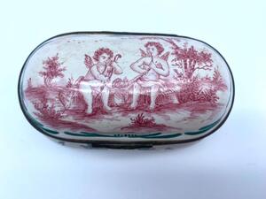 Antique Sceaux faience snuffbox 