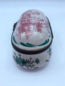 Antique Sceaux faience snuffbox 