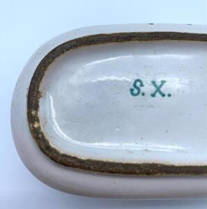 Antique Sceaux faience snuffbox 