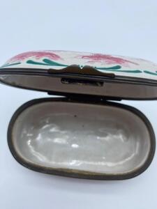 Antique Sceaux faience snuffbox 