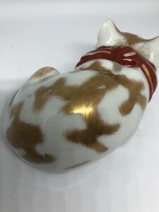 Antique Japanese porcelain sleeping cat