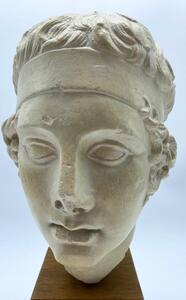 Diadumenos statue after a Roman marble head 