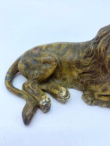 Antique plomb de Nuremberg polychrome lion 