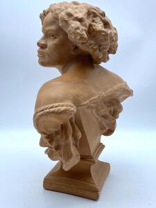 Pourquoi naître esclave 1868 sculpture bust Musée du Louvre 