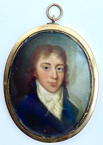 Antique miniature portrait painting of a gentlemen 